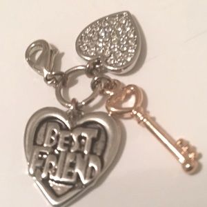 ✅🌹Bundle and save on "Best Friend Silver Pendant"